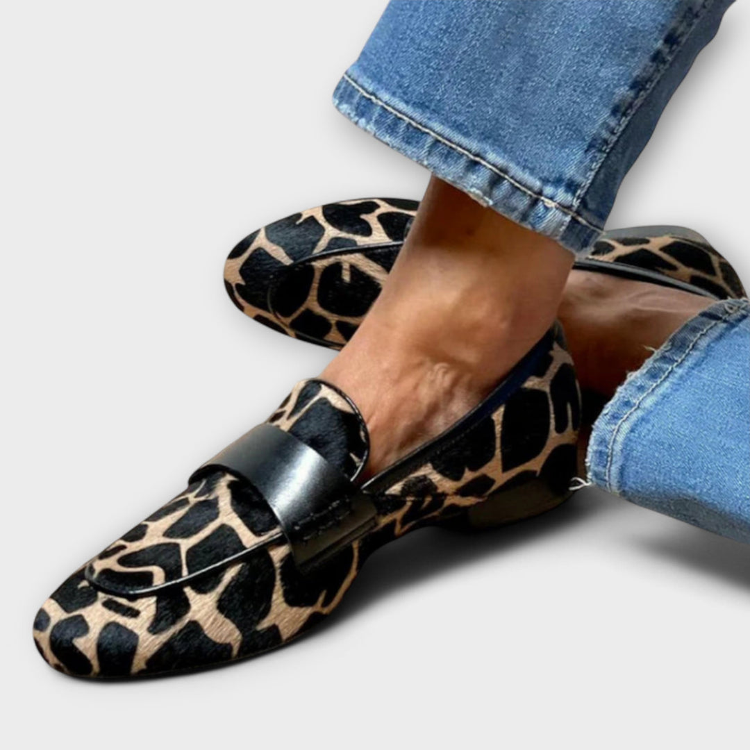 Monica - Leopard Slippers