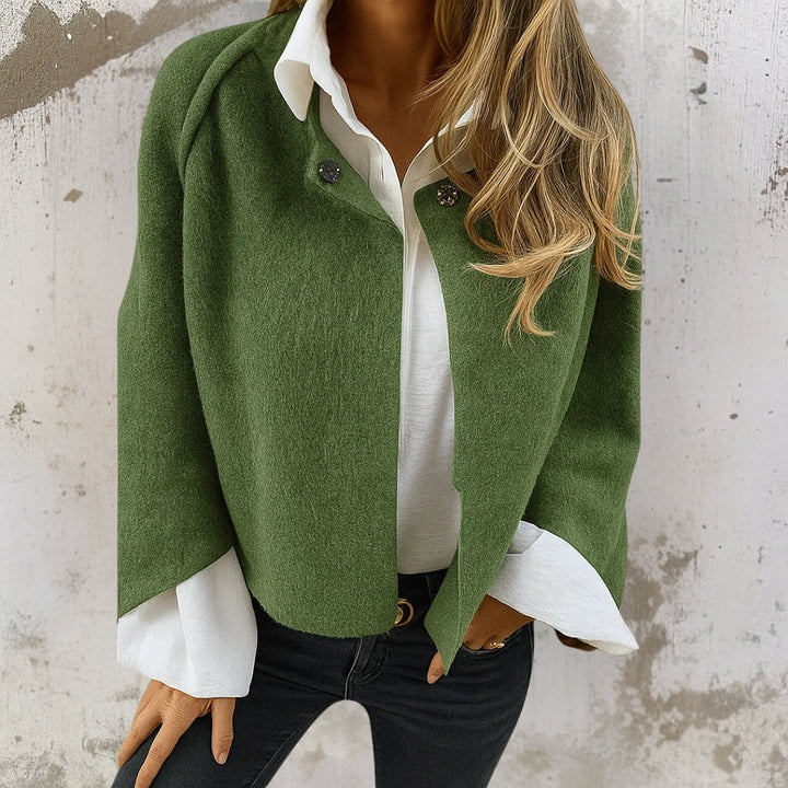 Judite - Elegant and Warm Short Coat