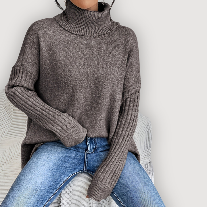 GENESIS – COZY TURTLENECK SWEATER
