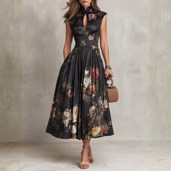 Courtney - Floral Keyhole Pleated Midi Dress
