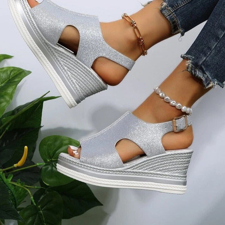 Luna - Relaxed Wedge Sandals