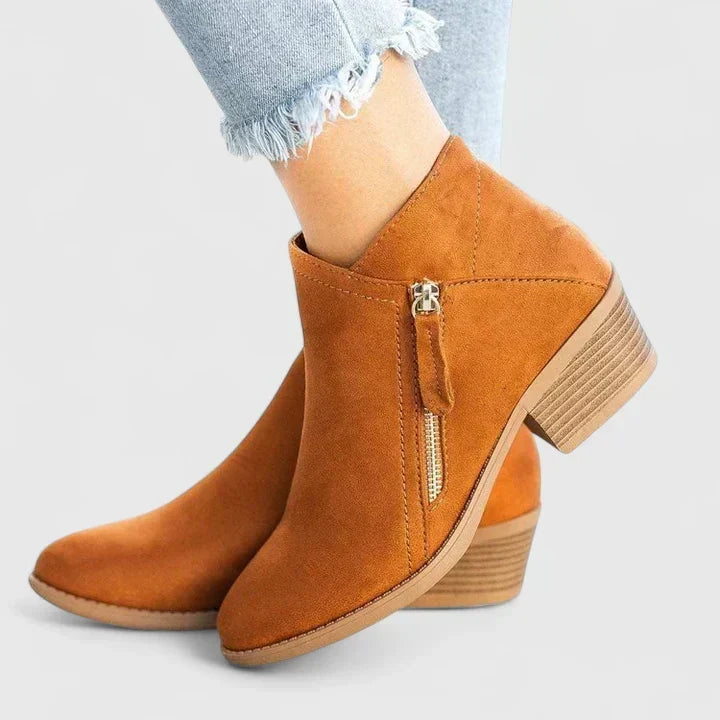 Amrei | Orthopedic Boots