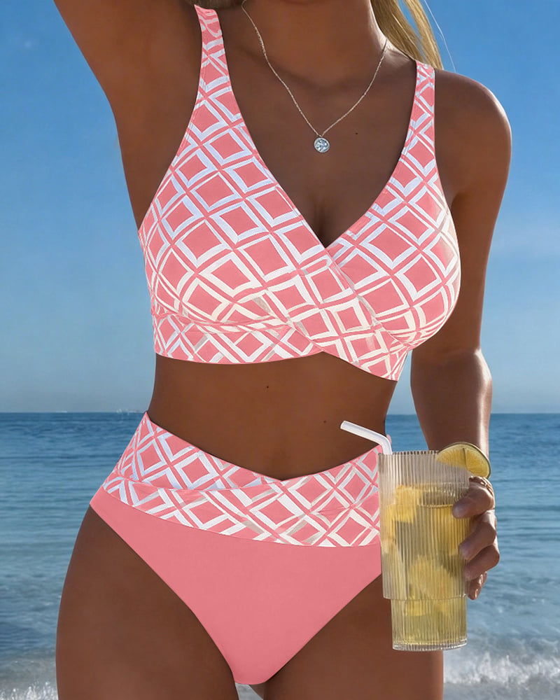 Fiona - Two-Piece Bikini with Cut-Out Bra and Diamond Pattern