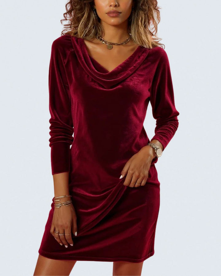Mackenzie - Loose Fitting Velvet Dress