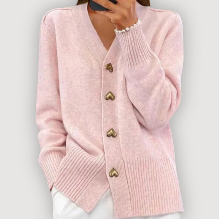 JAMIE – HEART BUTTON CARDIGAN