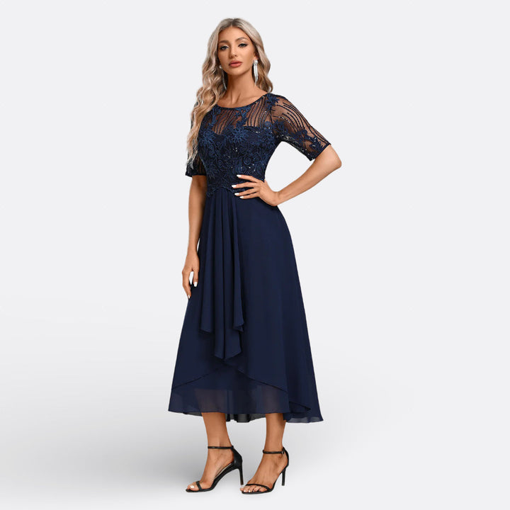 Dawn - Lace Dress with Short Sleeves