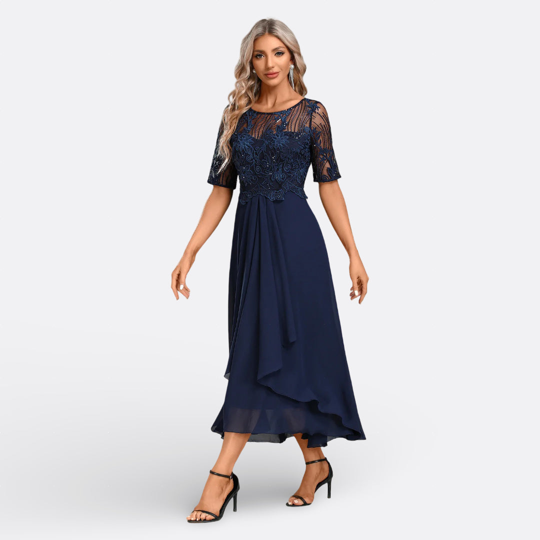 Dawn - Lace Dress with Short Sleeves