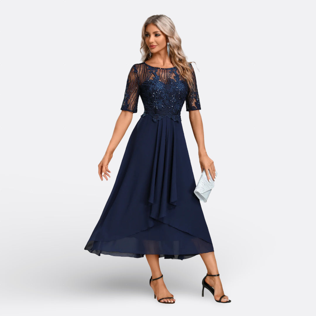Dawn - Lace Dress with Short Sleeves