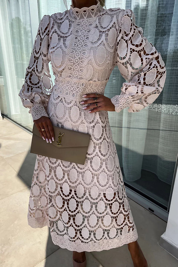 Gabrielle - Elegant Midi Dress