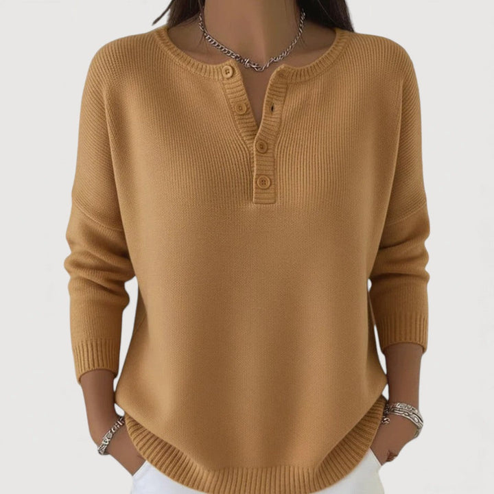 LUCY – CLASSIC KNIT TOP