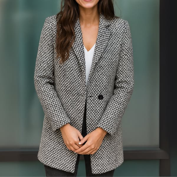 Magda - Elegant coat for the cold