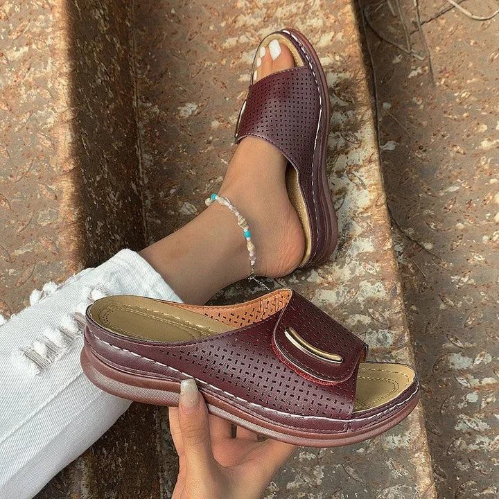 Jessica - Classic Urban Sandals
