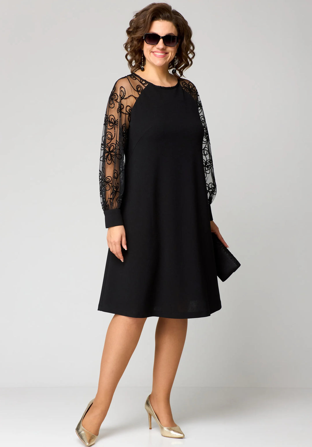 Natalie - Elegant Lace Dress
