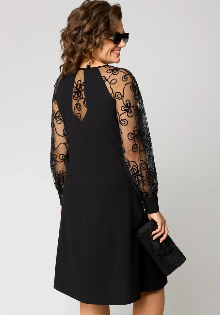 Natalie - Elegant Lace Dress