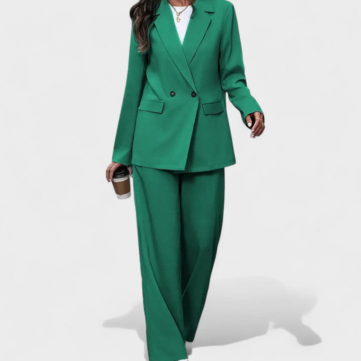 Andrea - Elegant Outfit