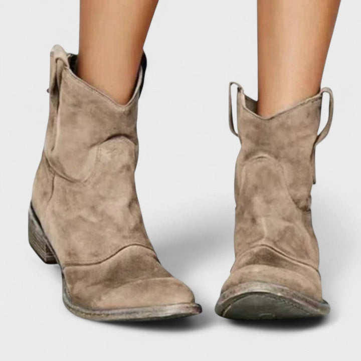 Annelore | Timeless Elegant Ankle Boots