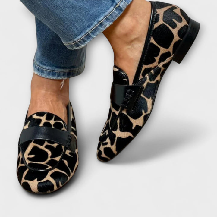 Monica - Leopard Slippers