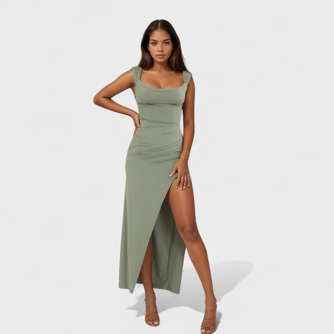 Vanessa - Long Dress with Open Back