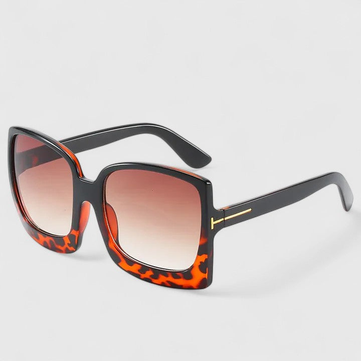 Claire - Stylish Sunglasses