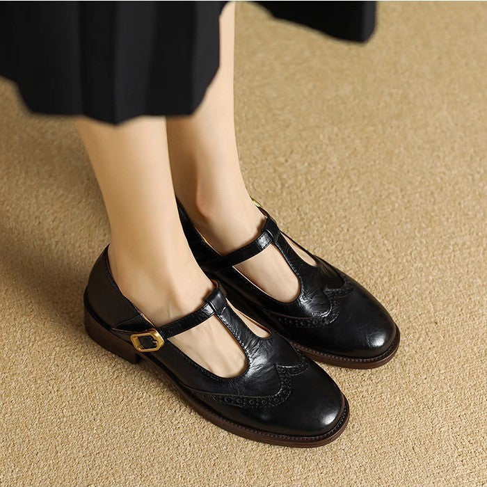 Amelie – Classic Women's Strap Shoes