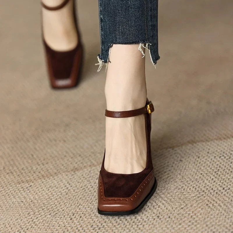 Charlotte – Classic Pumps