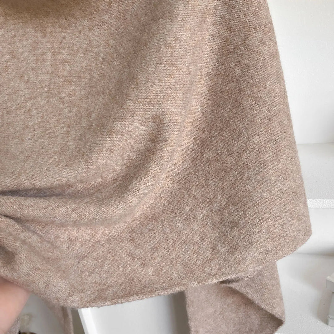 Aurora - Soft fall Cape