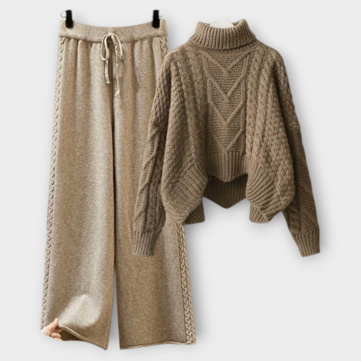 Maya - Elegant Knit Set