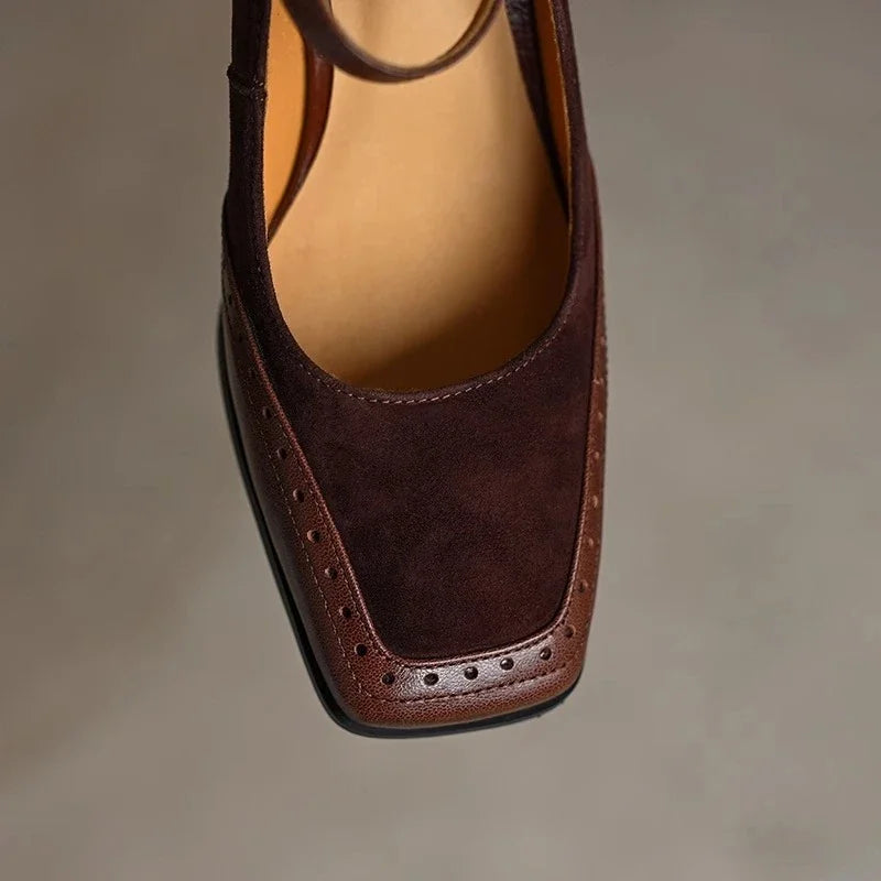 Charlotte – Classic Pumps