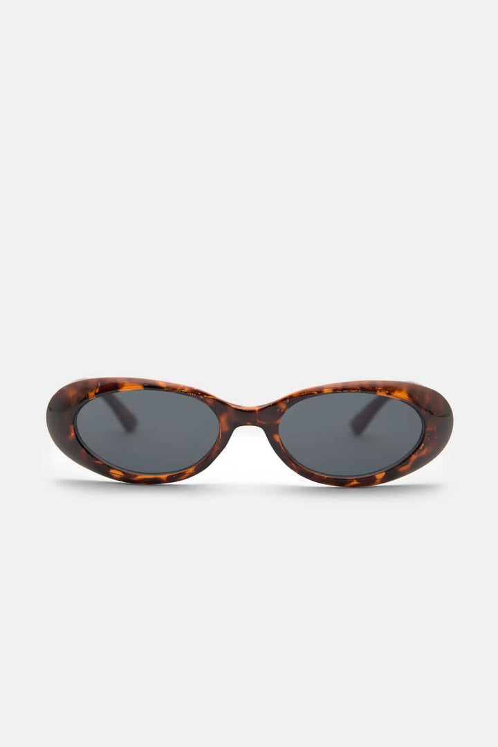 Sadie - Elegant Sunglasses