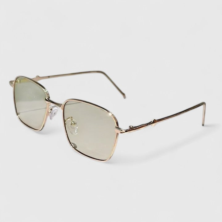 Vanessa - Stylish Sunglasses