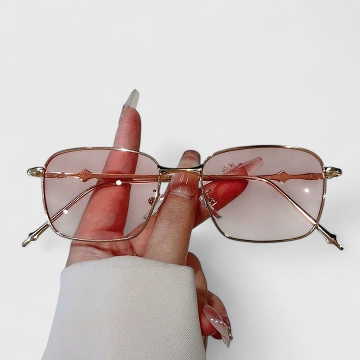 Vanessa - Stylish Sunglasses