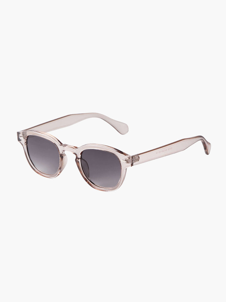 Megan - Sophisticated Sunglasses
