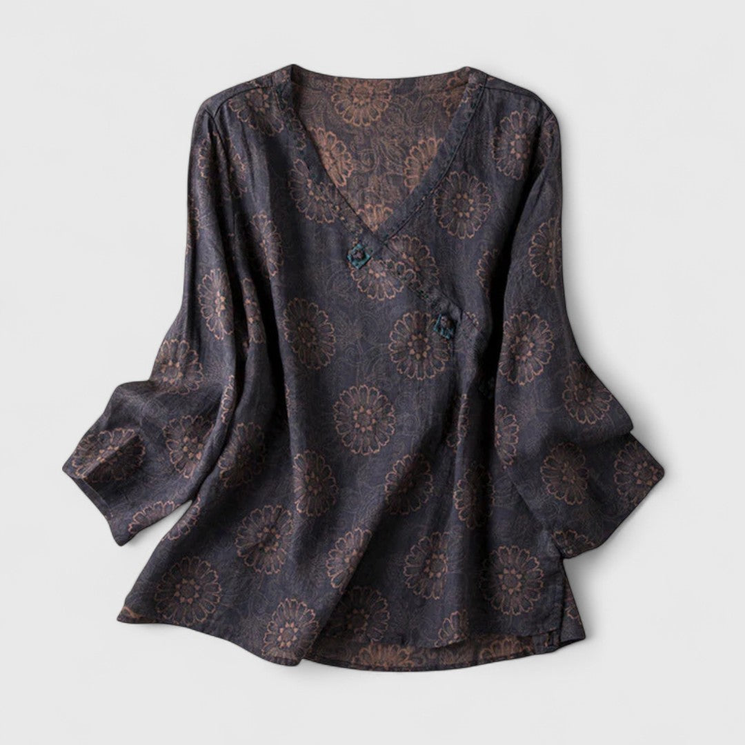Jennifer - Comfortable Blouse