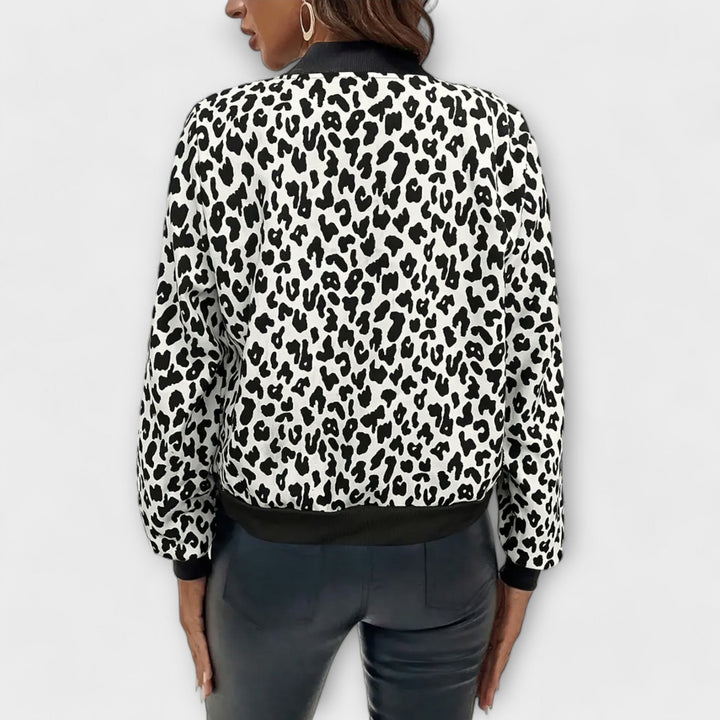 Raquel - Elegant Leopard Print Jacket