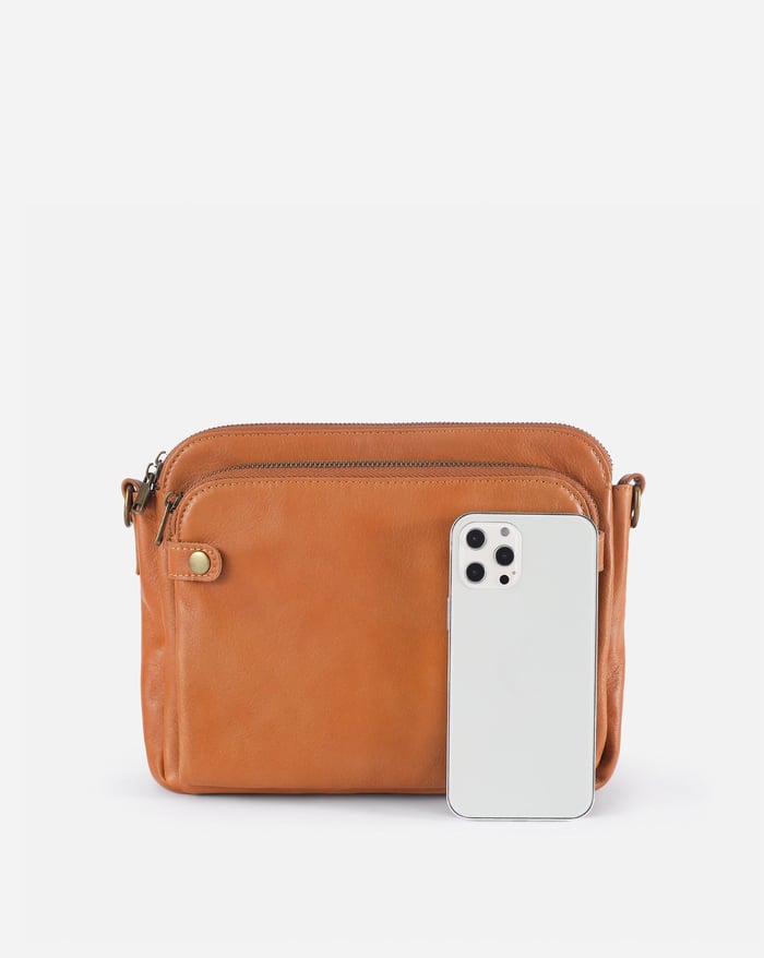 Savannah - Sleek Three-Layer Crossbody Bag