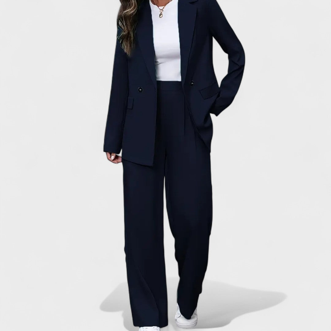 Andrea - Elegant Outfit