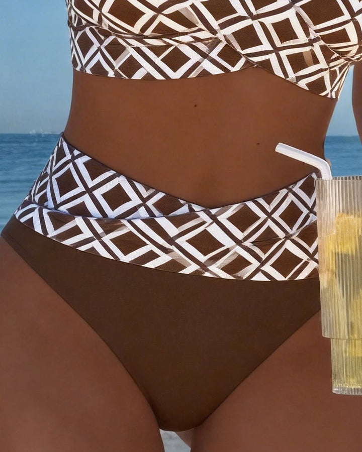 Fiona - Two-Piece Bikini with Cut-Out Bra and Diamond Pattern