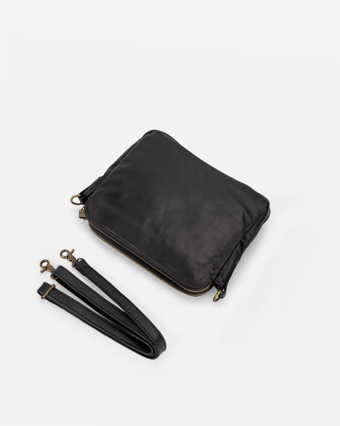 Savannah - Sleek Three-Layer Crossbody Bag