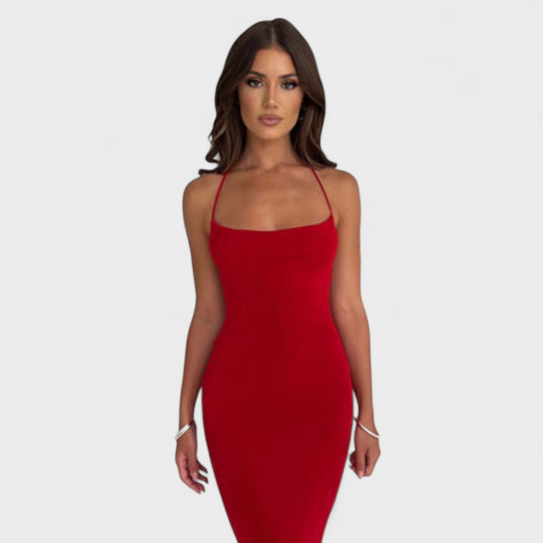 Natalie - The dress that celebrates curves