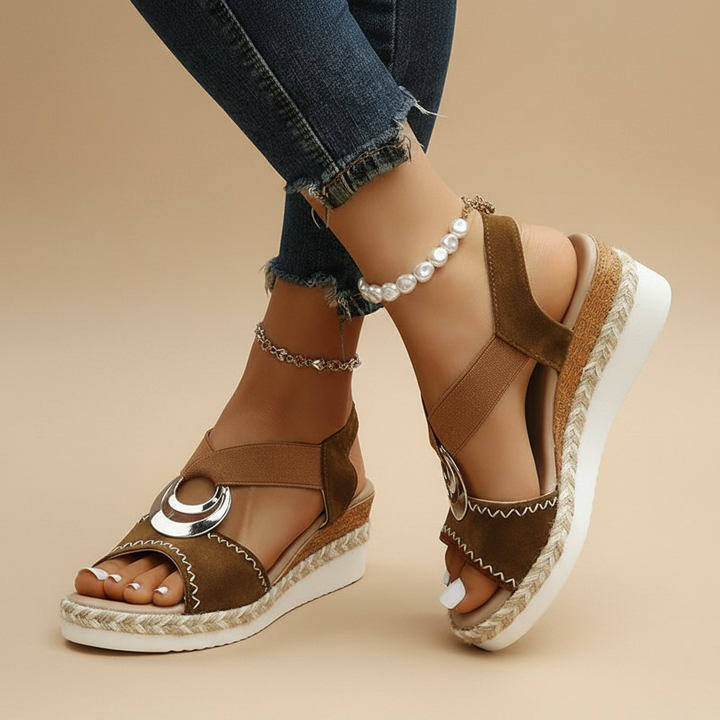 Cecilia - Elegant Platform Sandals