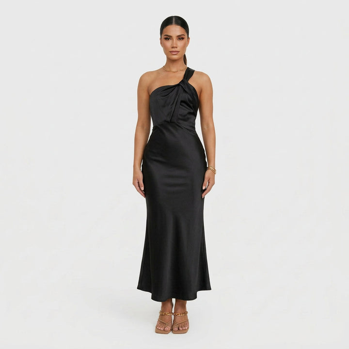 Mackenzie - Elegant Maxi Dress