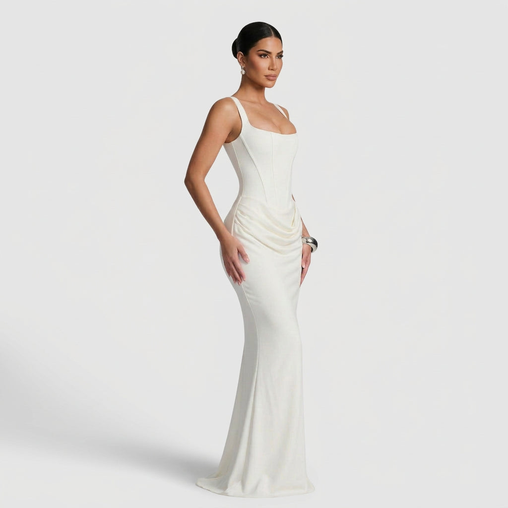 Scarlett - Elegant Maxi Dress