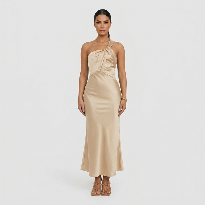 Mackenzie - Elegant Maxi Dress