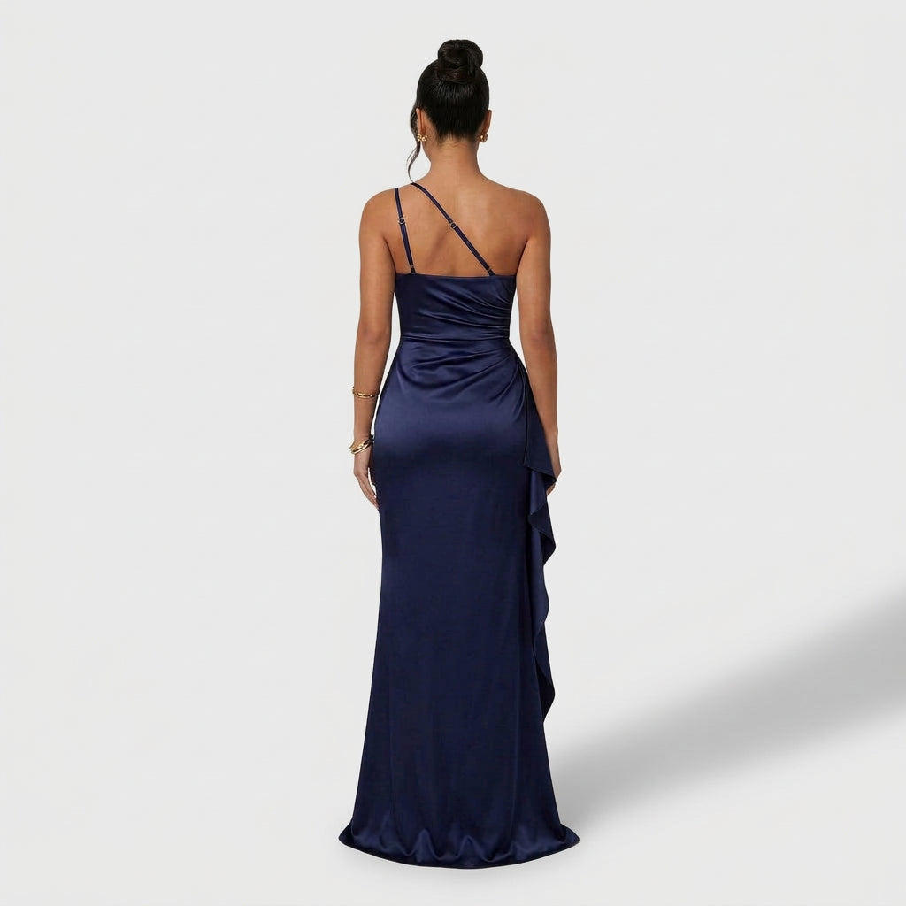 Phoebe - Elegant Maxi Dress