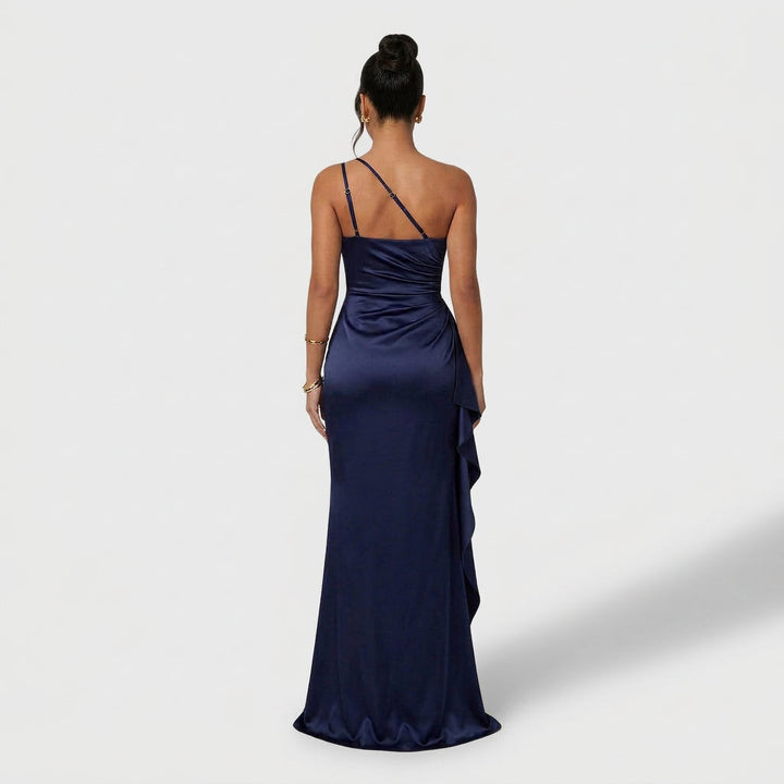 Phoebe - Elegant Maxi Dress