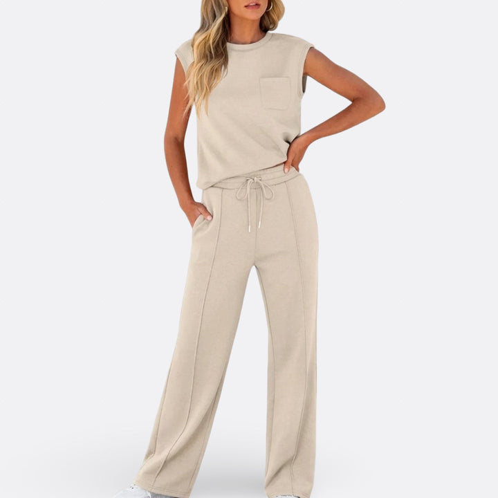 Wendy - Casual Set in Soft Lounge Fabric