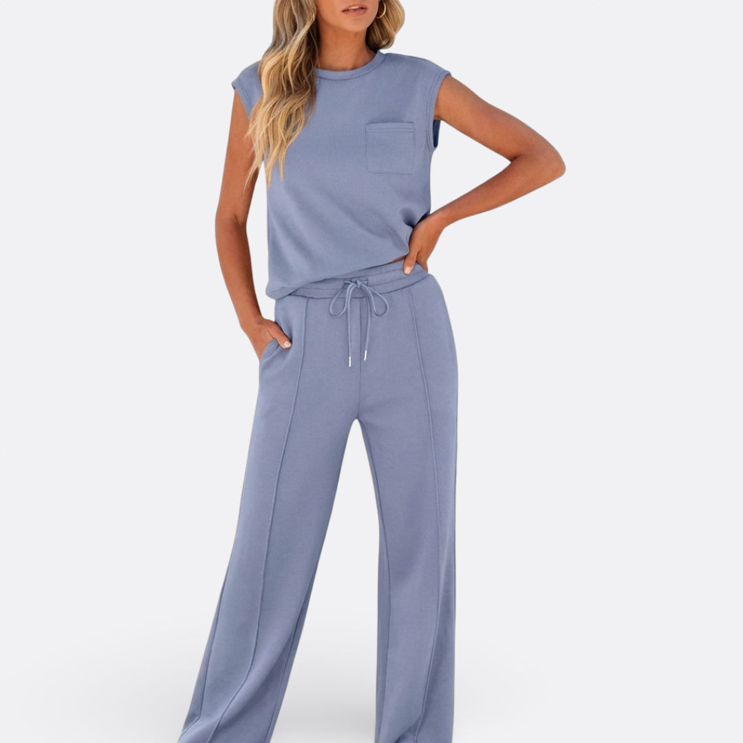 Wendy - Casual Set in Soft Lounge Fabric