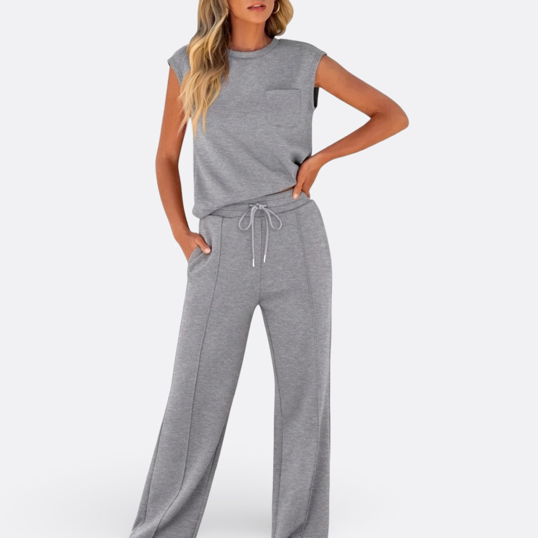 Wendy - Casual Set in Soft Lounge Fabric