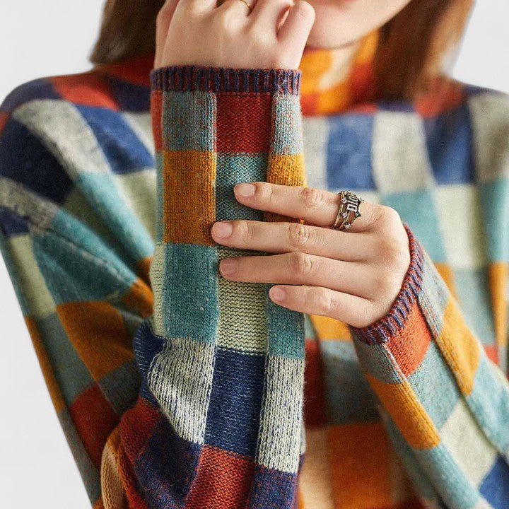 Ruby - Elegant Sweater