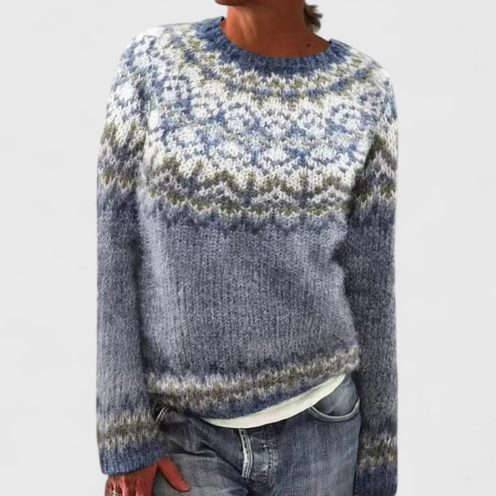 Iris - Comfortable Sweater